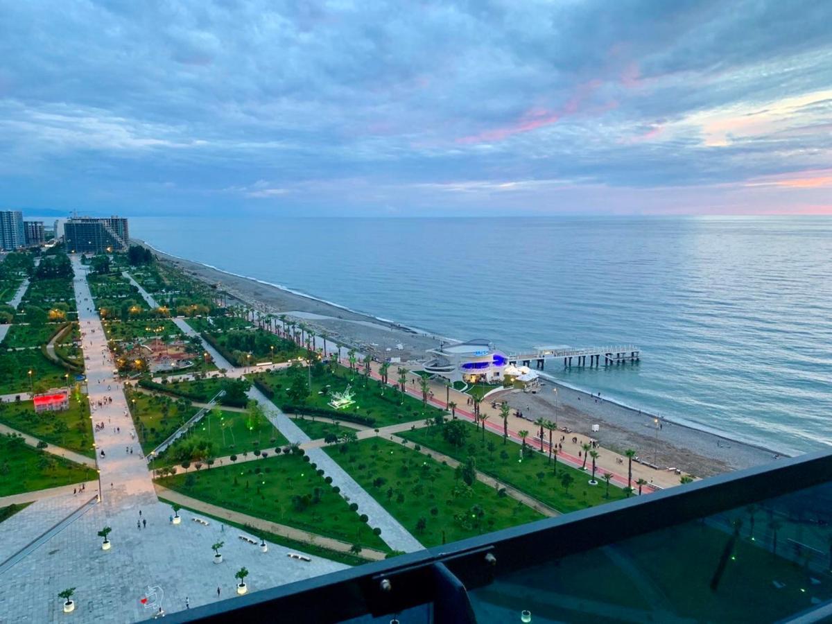 Sunshine Apartments Orbi Beach Tower Batum Dış mekan fotoğraf