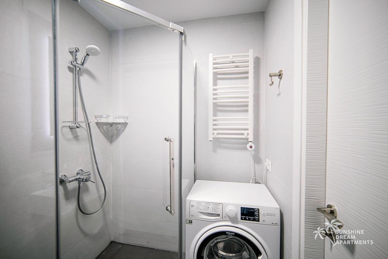 Sunshine Apartments Orbi Beach Tower Batum Dış mekan fotoğraf